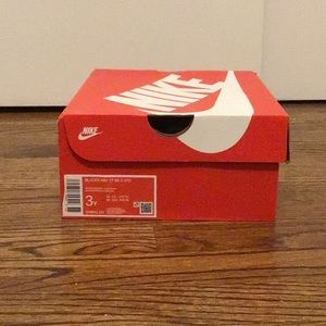 Kids blue Nike blazers size 3Y